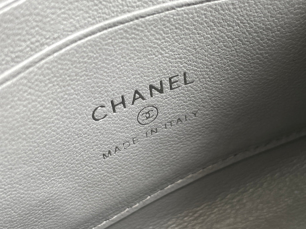 Chanel - Luxury Bag - CHL - 260