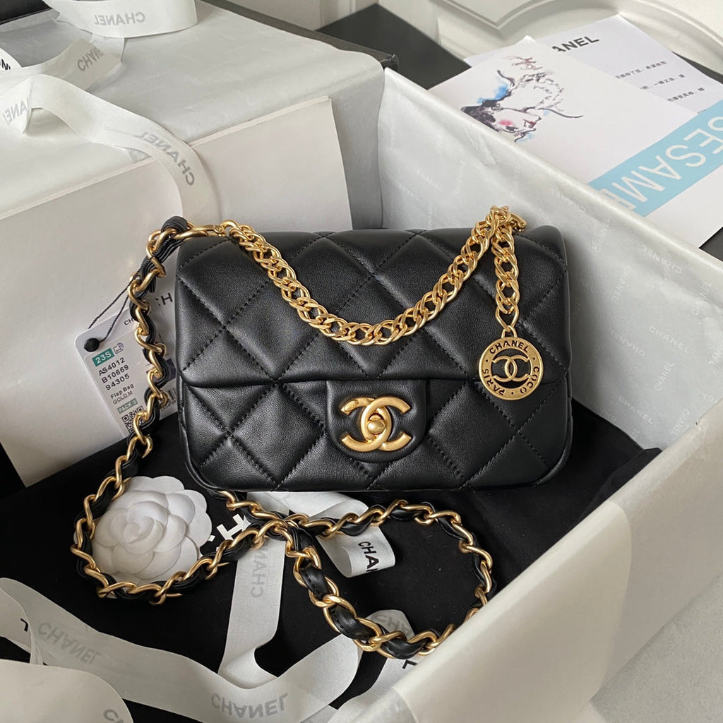 Chanel - Luxury Bag - CHL - 210