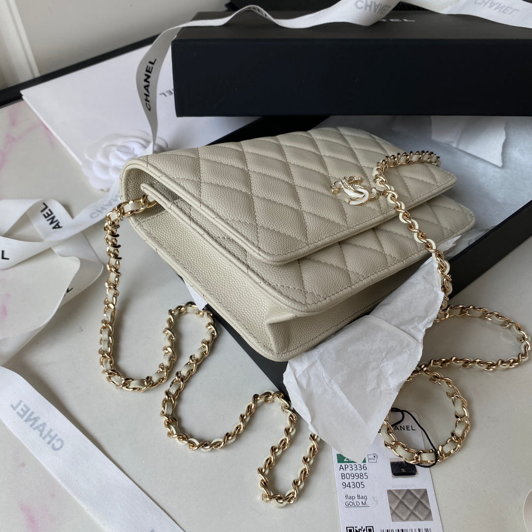Chanel - Luxury Bag - CHL - 242