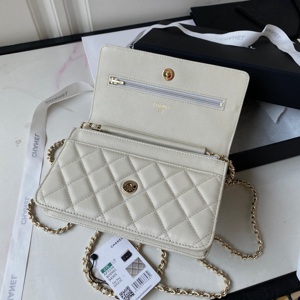 Chanel - Luxury Bag - CHL - 242