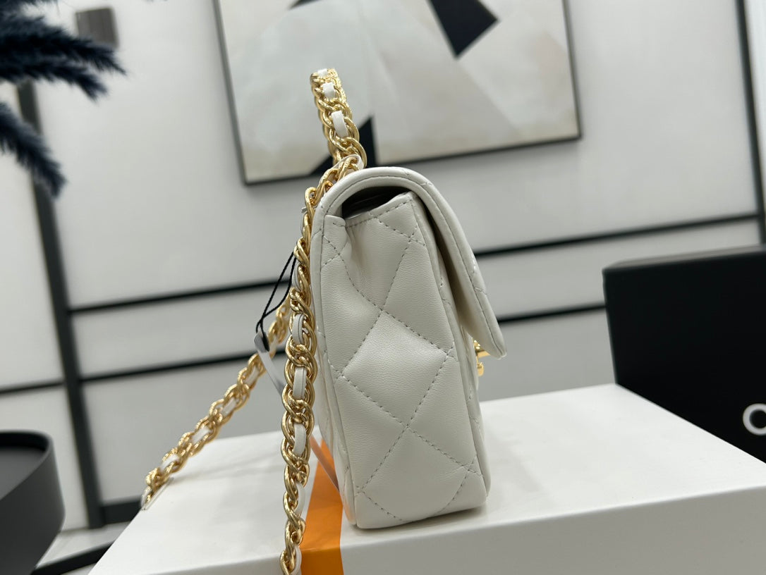 Chanel - Luxury Bag - CHL - 198