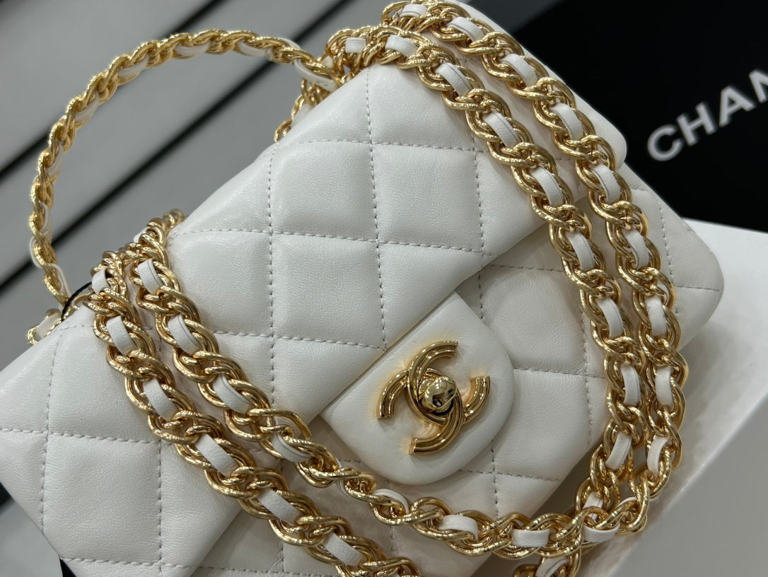 Chanel - Luxury Bag - CHL - 198