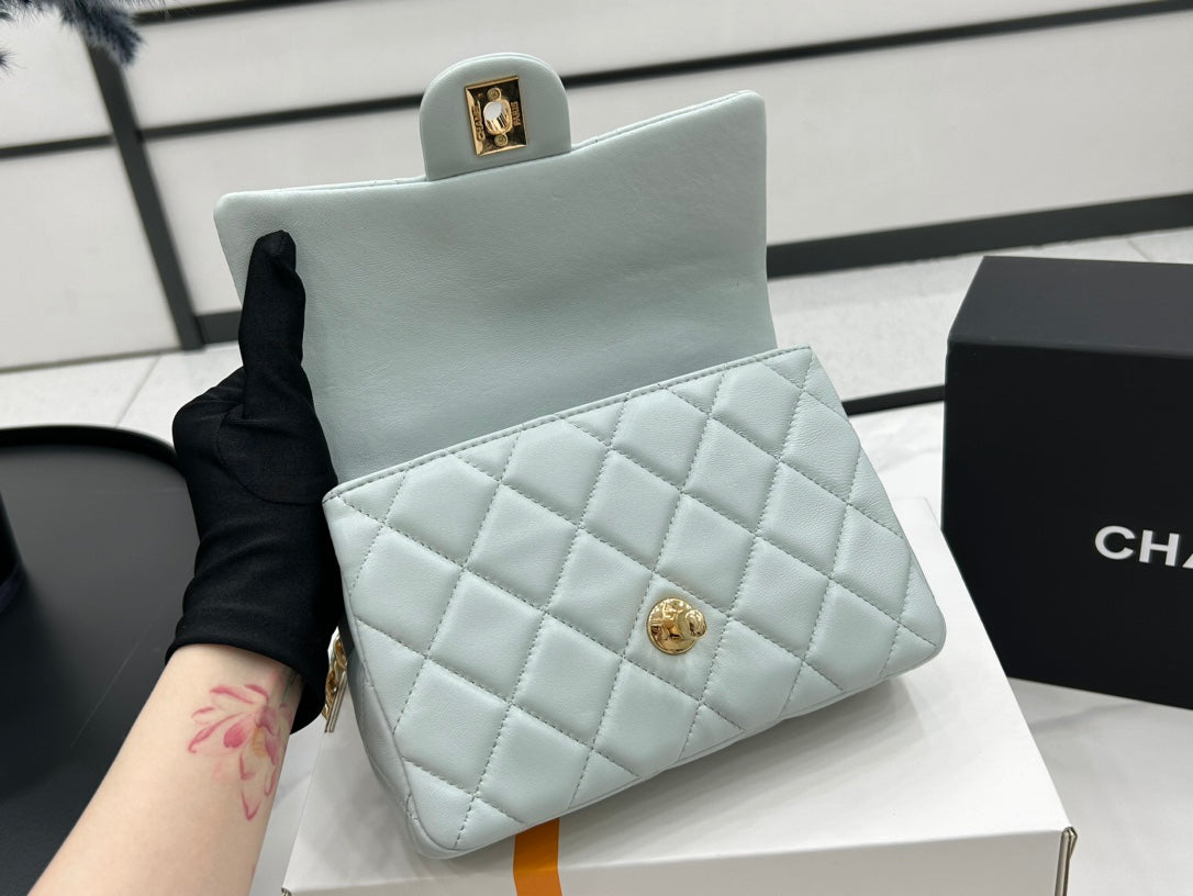 Chanel - Luxury Bag - CHL - 200