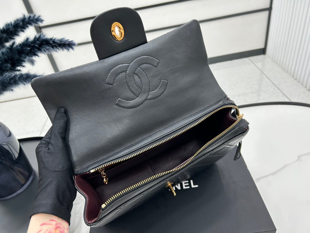 Chanel - Luxury Bag - CHL - 197