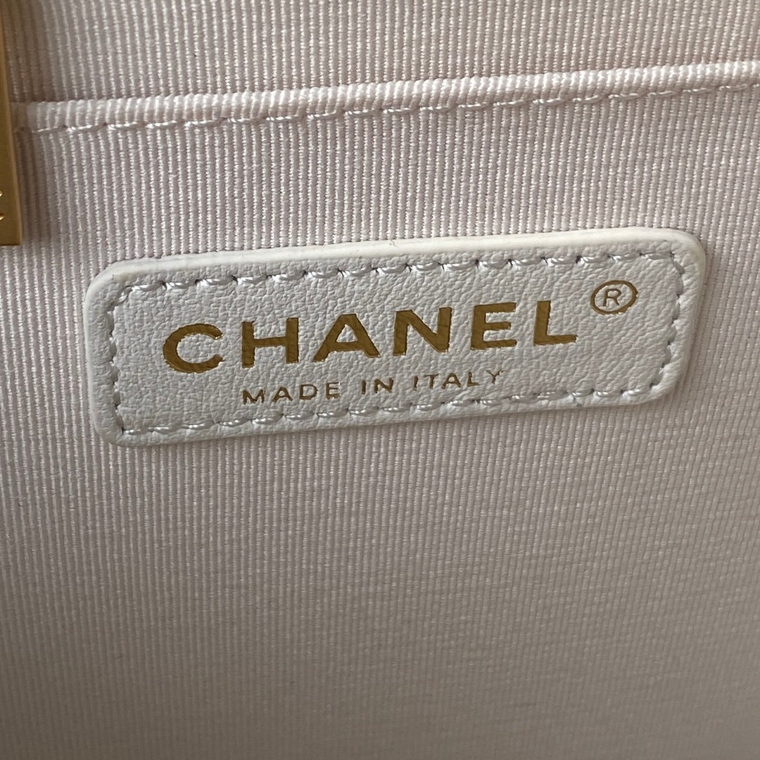 Chanel - Luxury Bag - CHL - 239