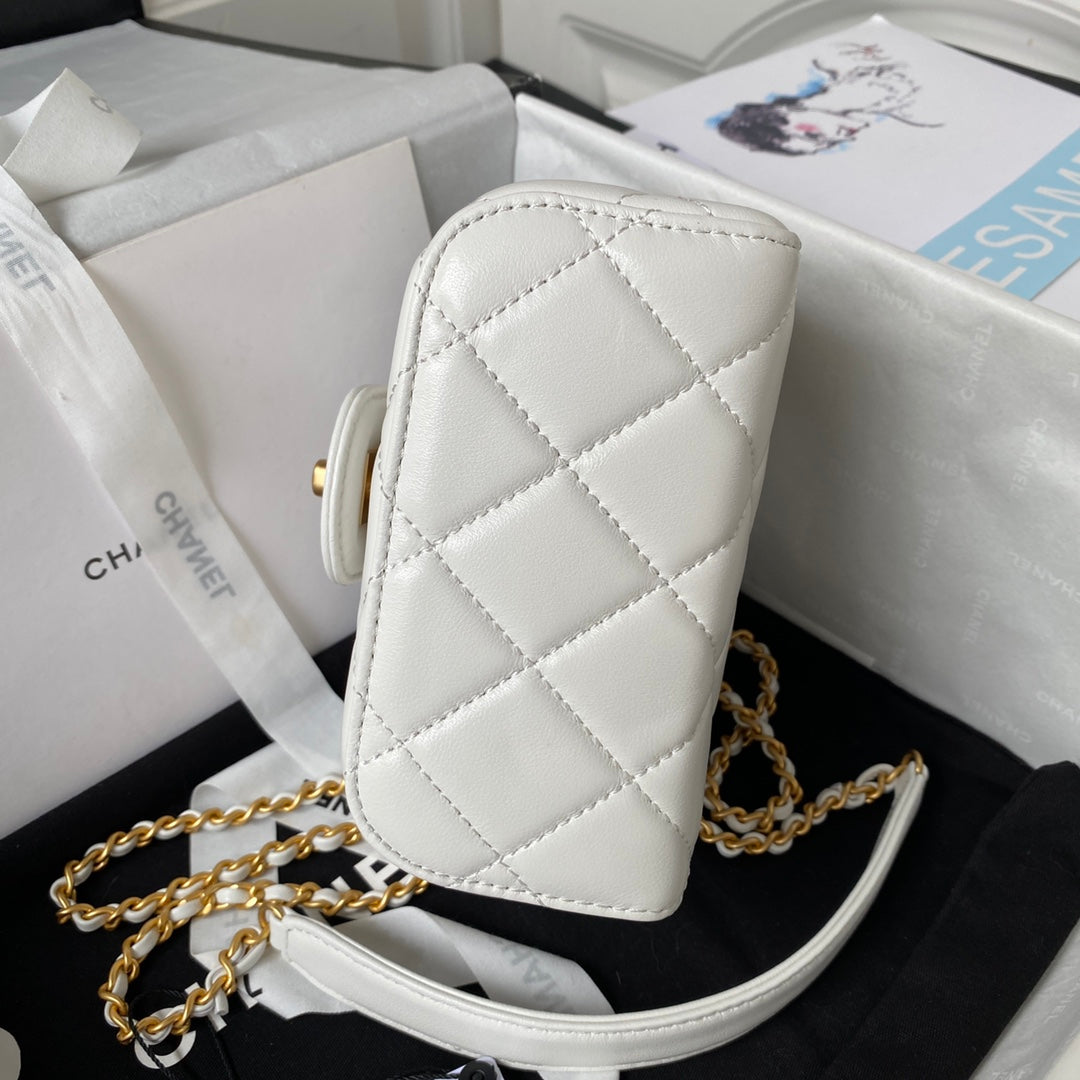 Chanel - Luxury Bag - CHL - 233