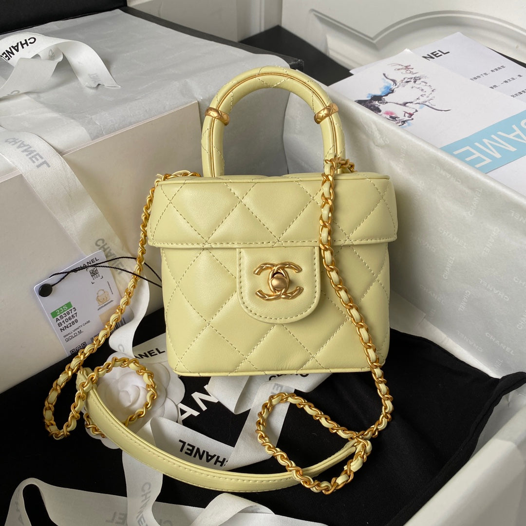 Chanel - Luxury Bag - CHL - 231