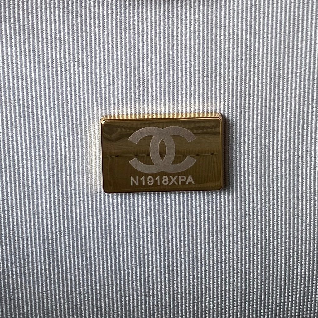 Chanel - Luxury Bag - CHL - 225