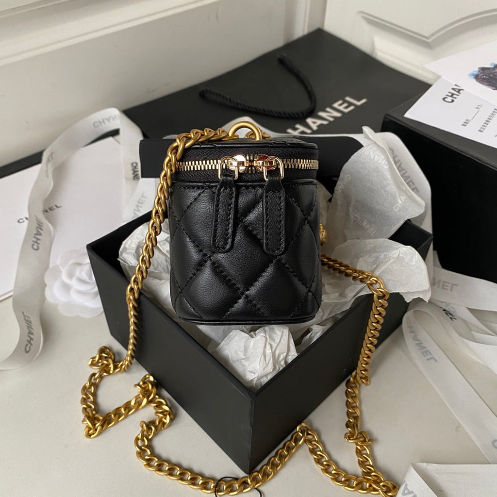 Chanel - Luxury Bag - CHL - 221