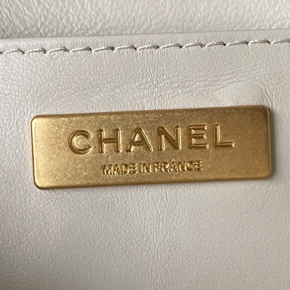 Chanel - Luxury Bag - CHL - 219