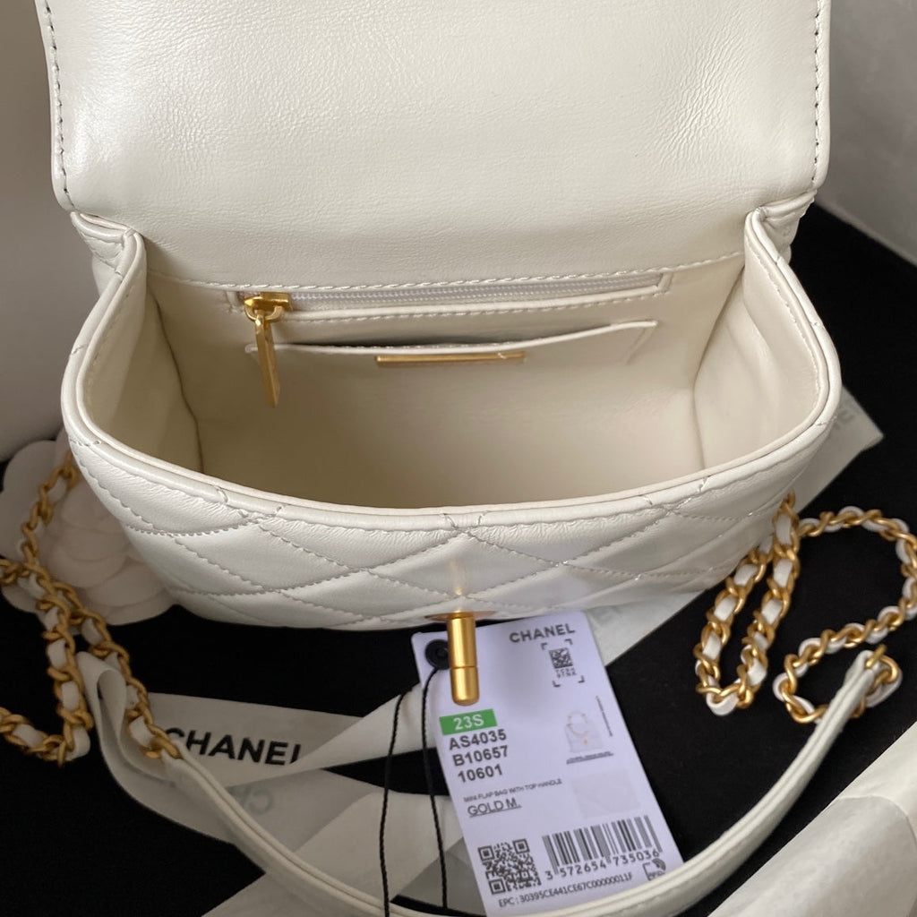 Chanel - Luxury Bag - CHL - 219