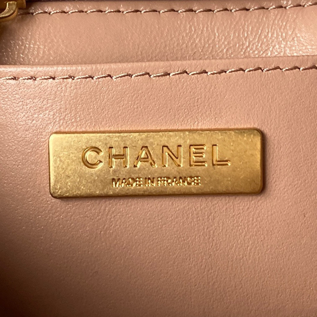 Chanel - Luxury Bag - CHL - 218