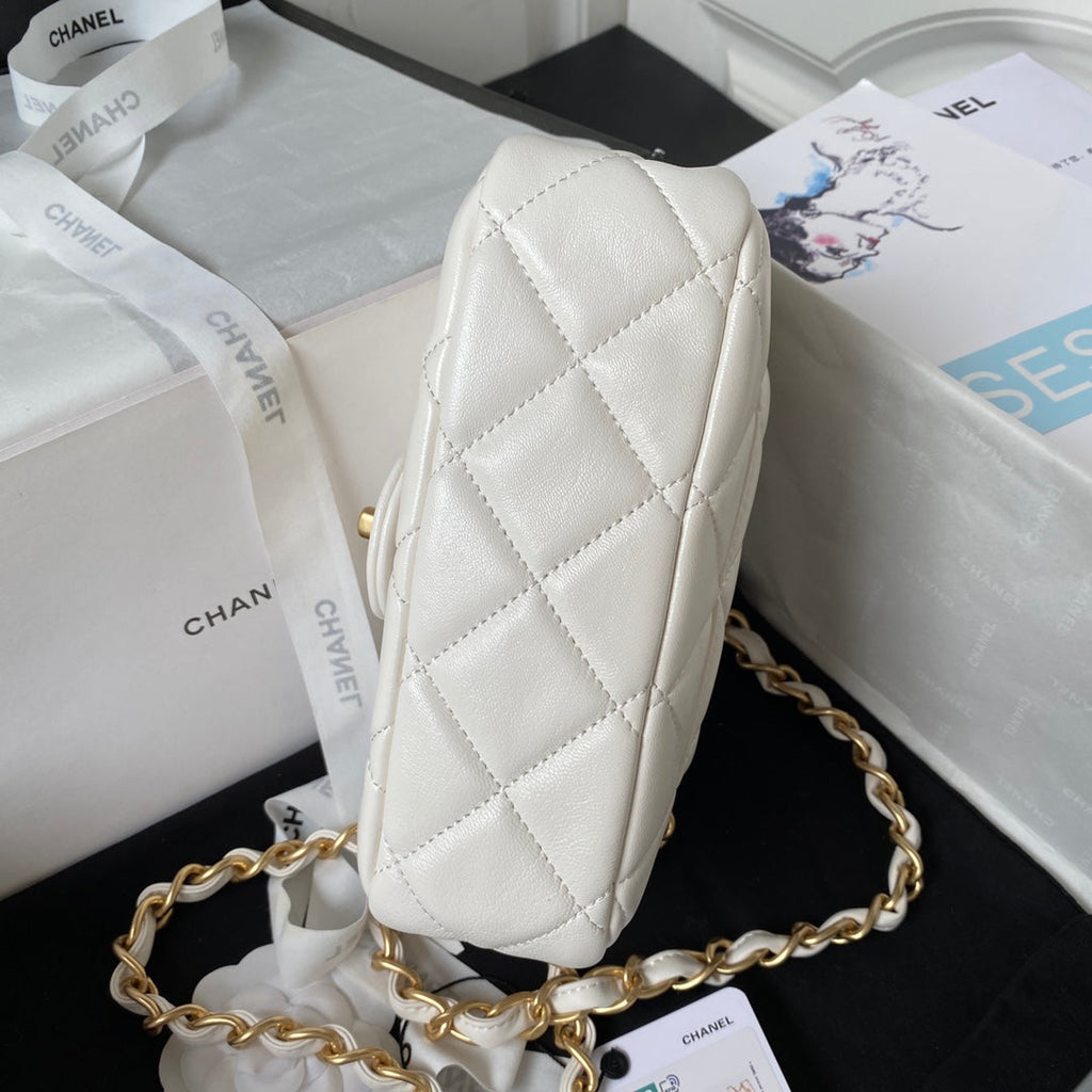 Chanel - Luxury Bag - CHL - 211