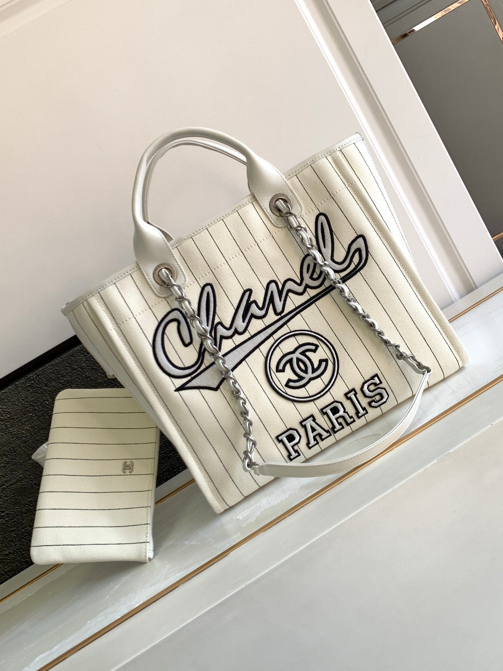 Chanel - Luxury Bag - CHL - 169