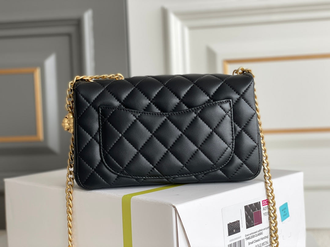 Chanel - Luxury Bag - CHL - 070