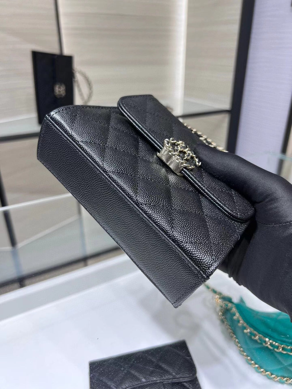 Chanel - Luxury Bag - CHL - 193