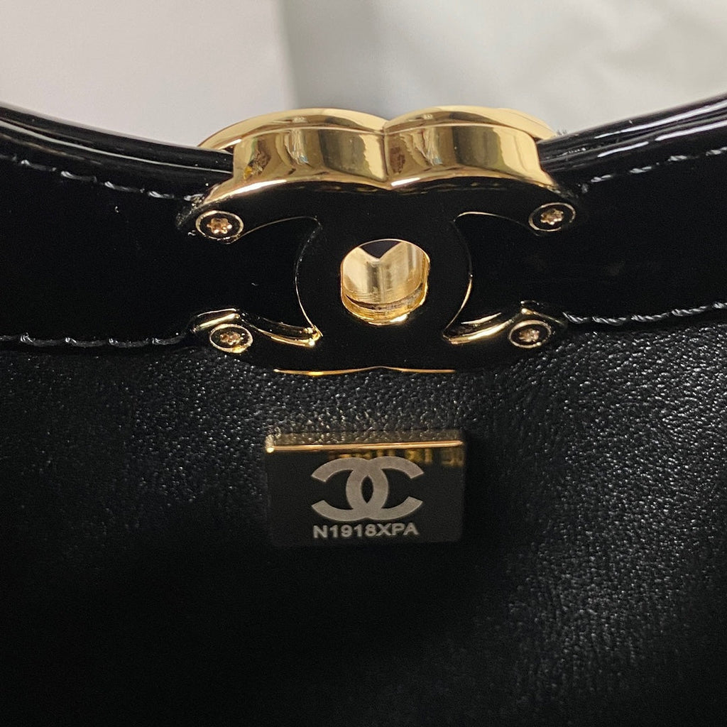Chanel - Luxury Bag - CHL - 182