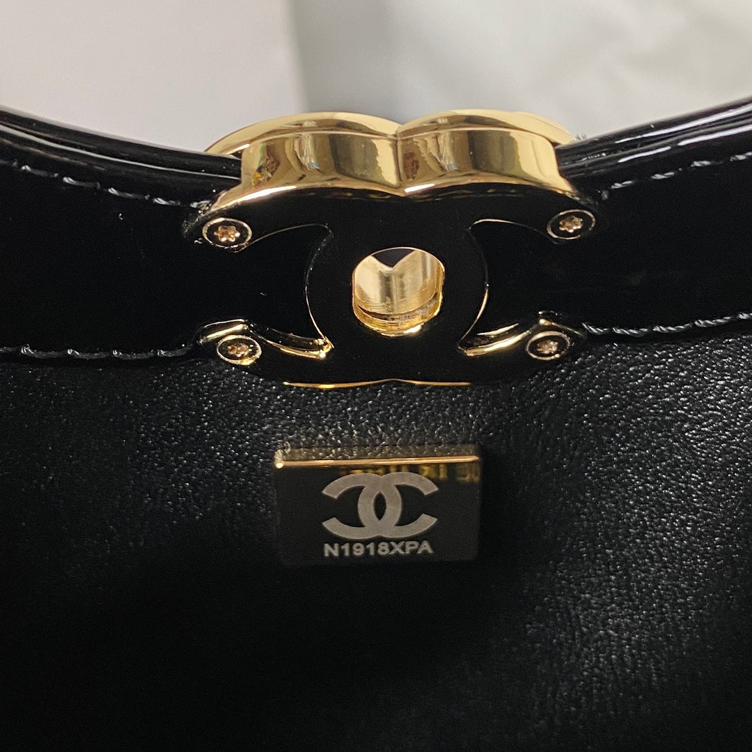 Chanel - Luxury Bag - CHL - 182
