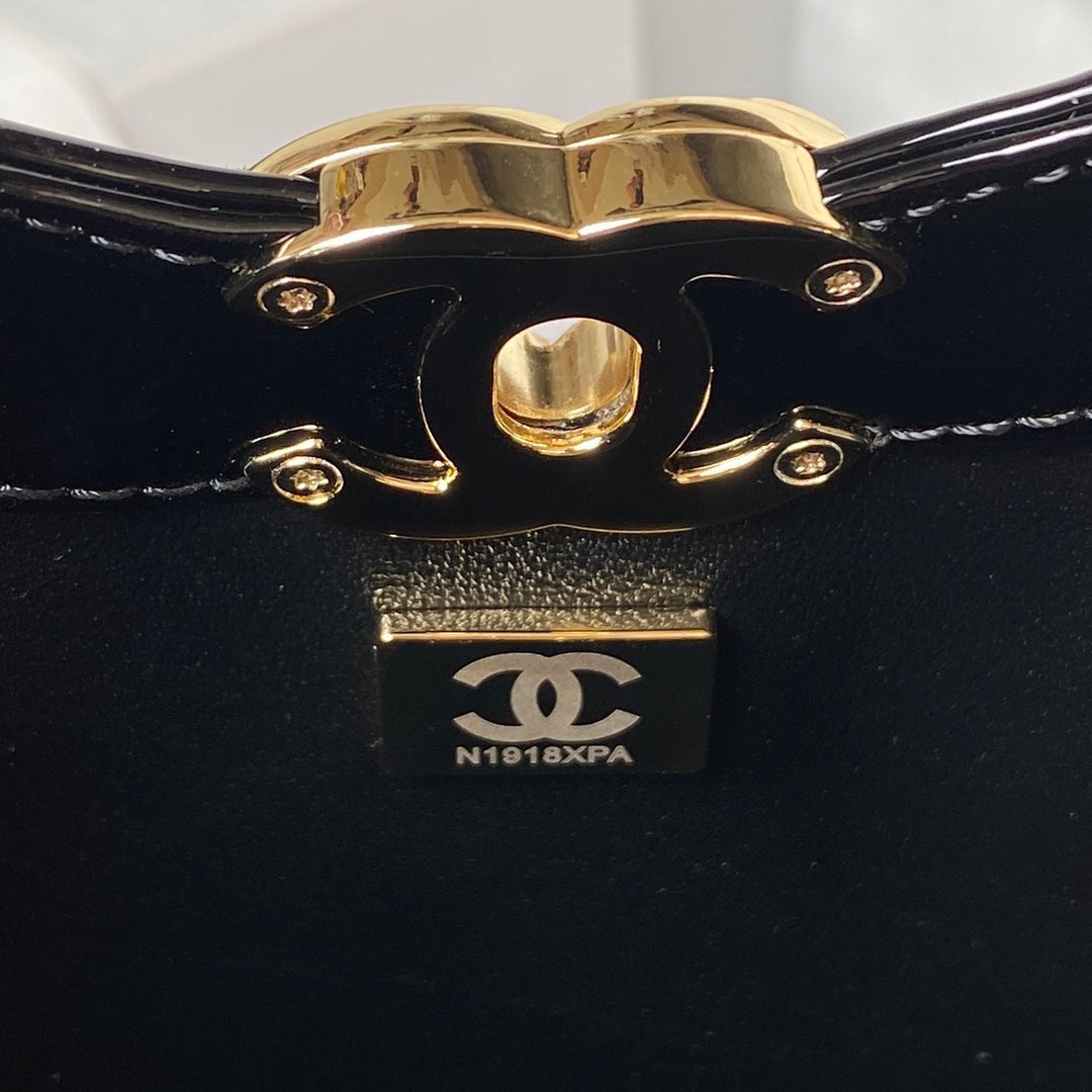 Chanel - Luxury Bag - CHL - 178