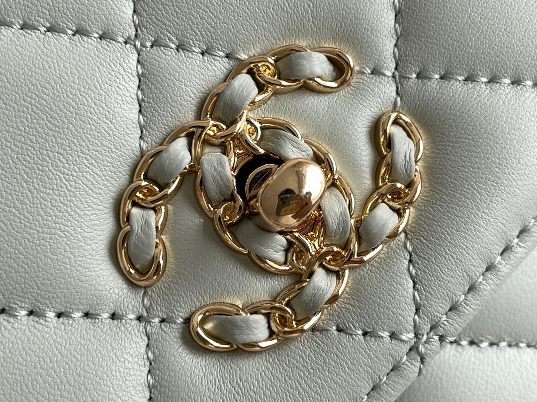 Chanel - Luxury Bag - CHL - 064