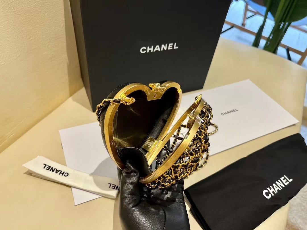 Chanel - Luxury Bag - CHL - 126