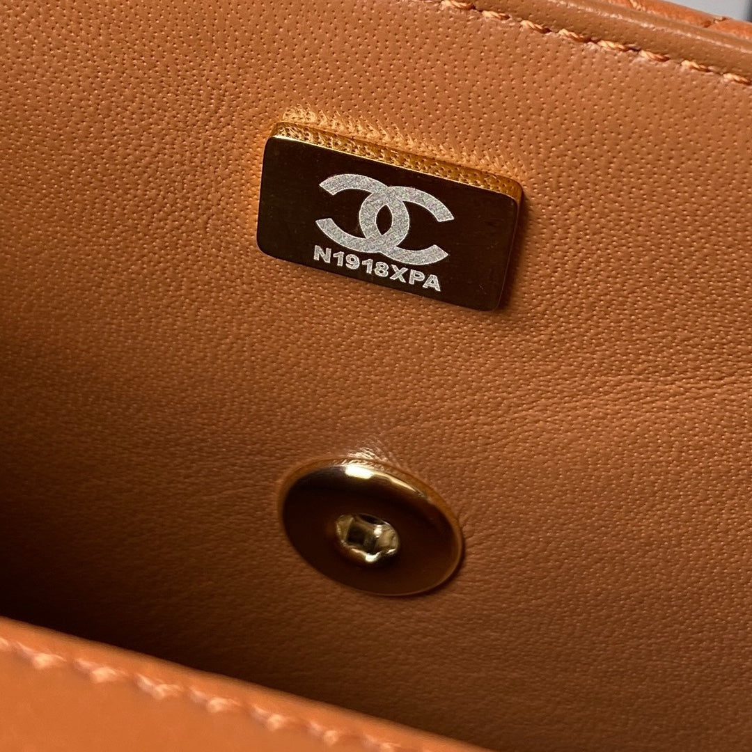 Chanel - Luxury Bag - CHL - 124