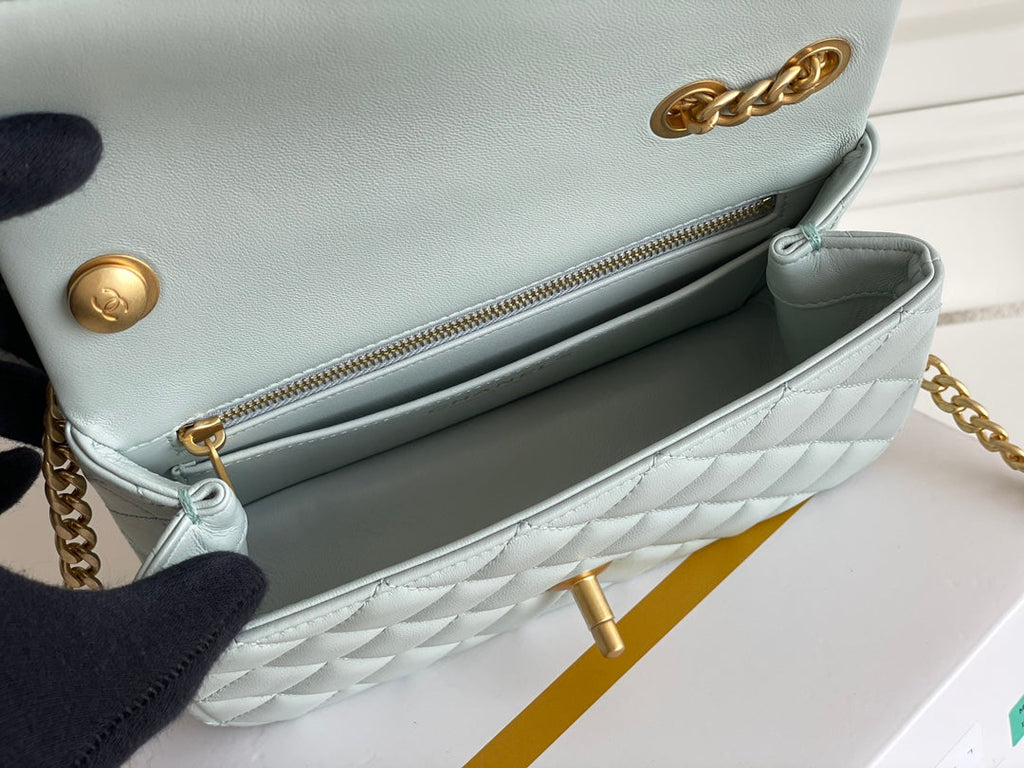 Chanel - Luxury Bag - CHL - 067