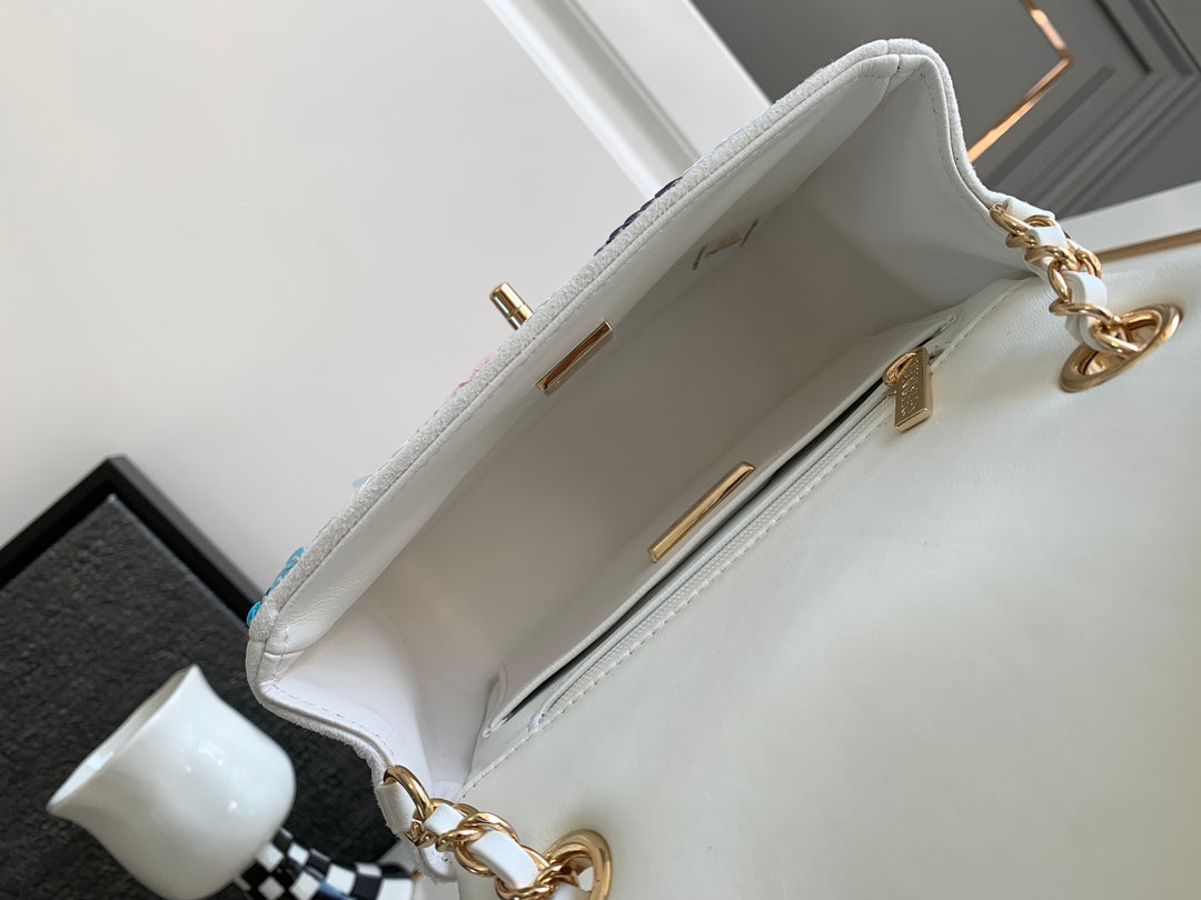 Chanel - Luxury Bag - CHL - 125
