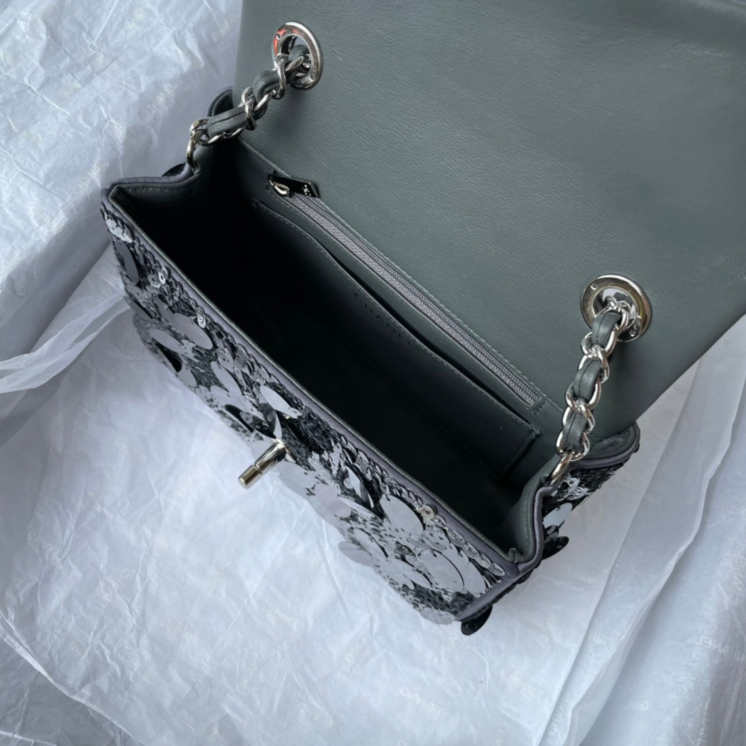 Chanel - Luxury Bag - CHL - 048