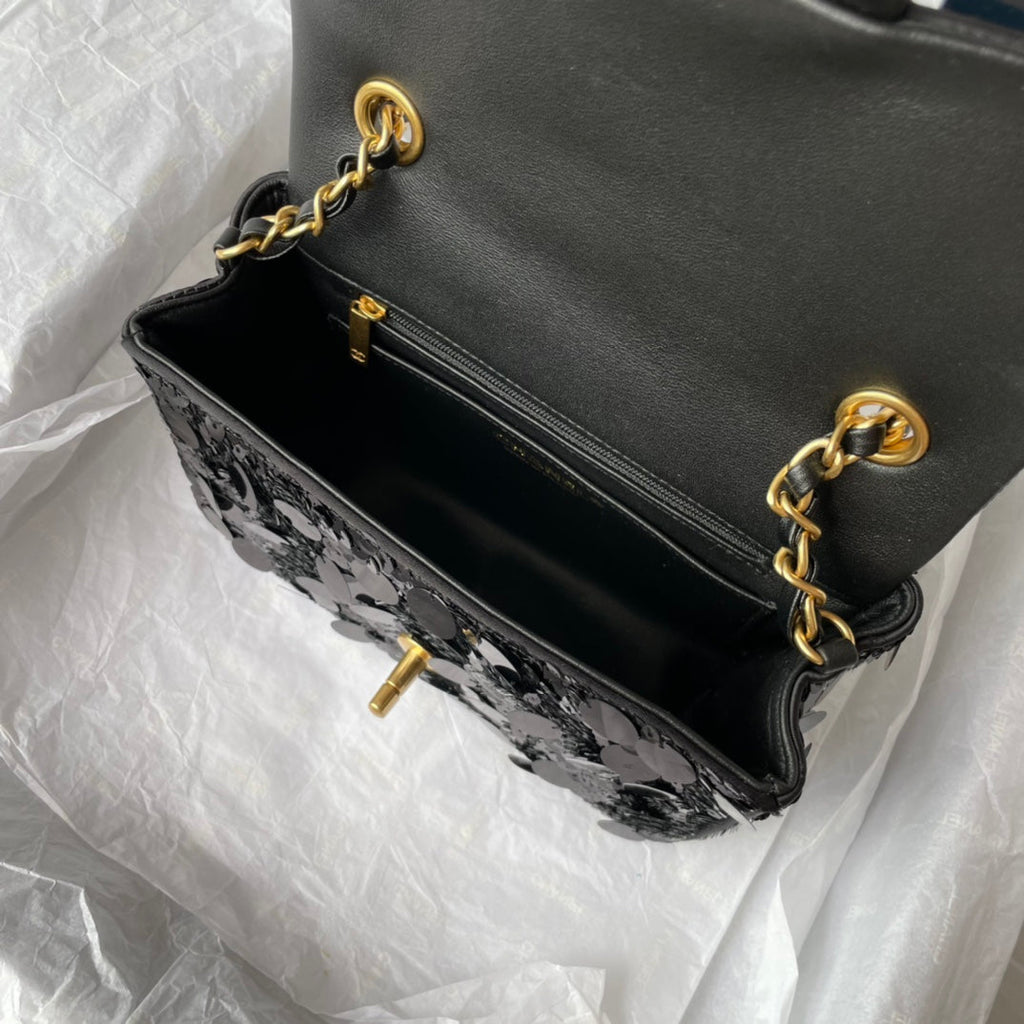 Chanel - Luxury Bag - CHL - 049