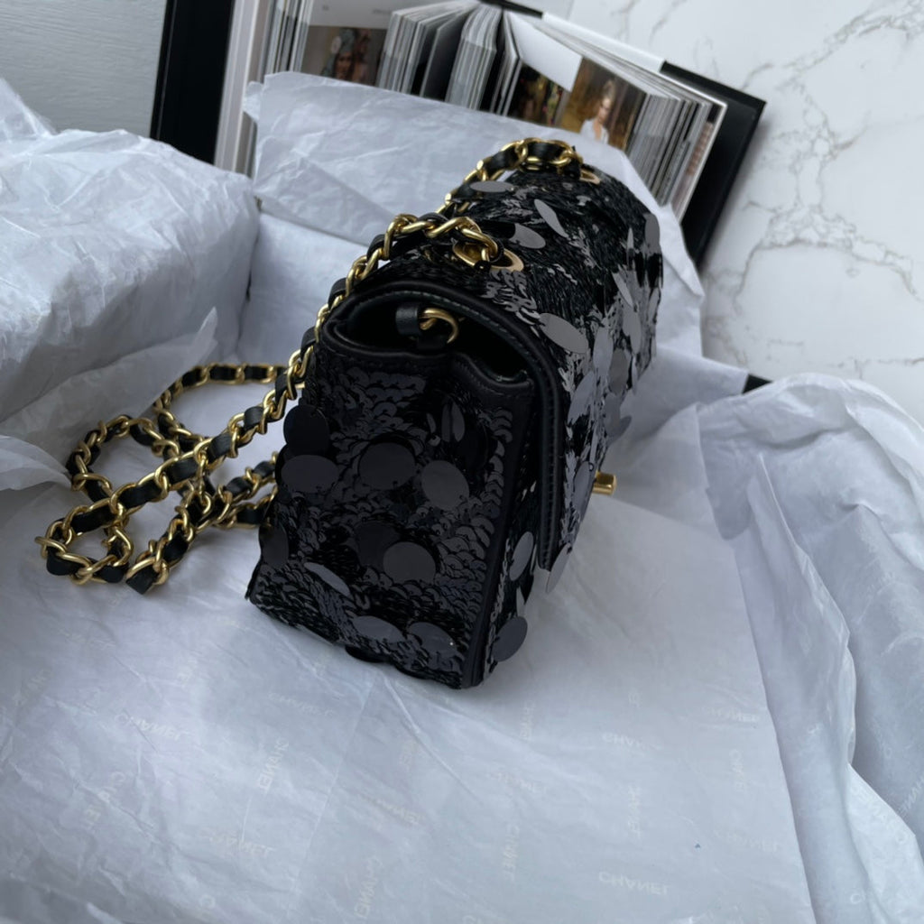 Chanel - Luxury Bag - CHL - 049