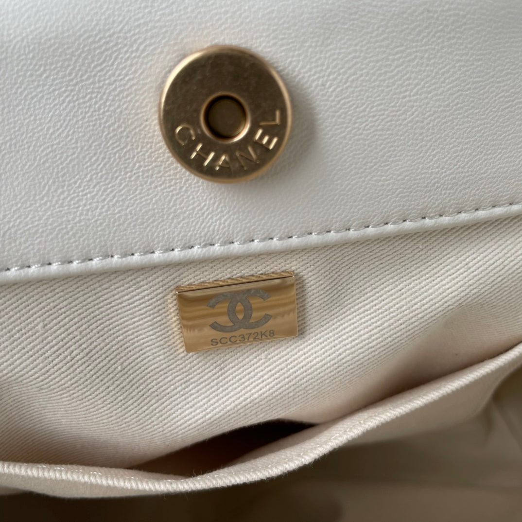 Chanel - Luxury Bag - CHL - 050