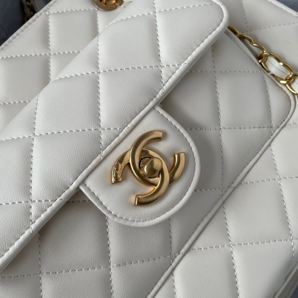 Chanel - Luxury Bag - CHL - 050