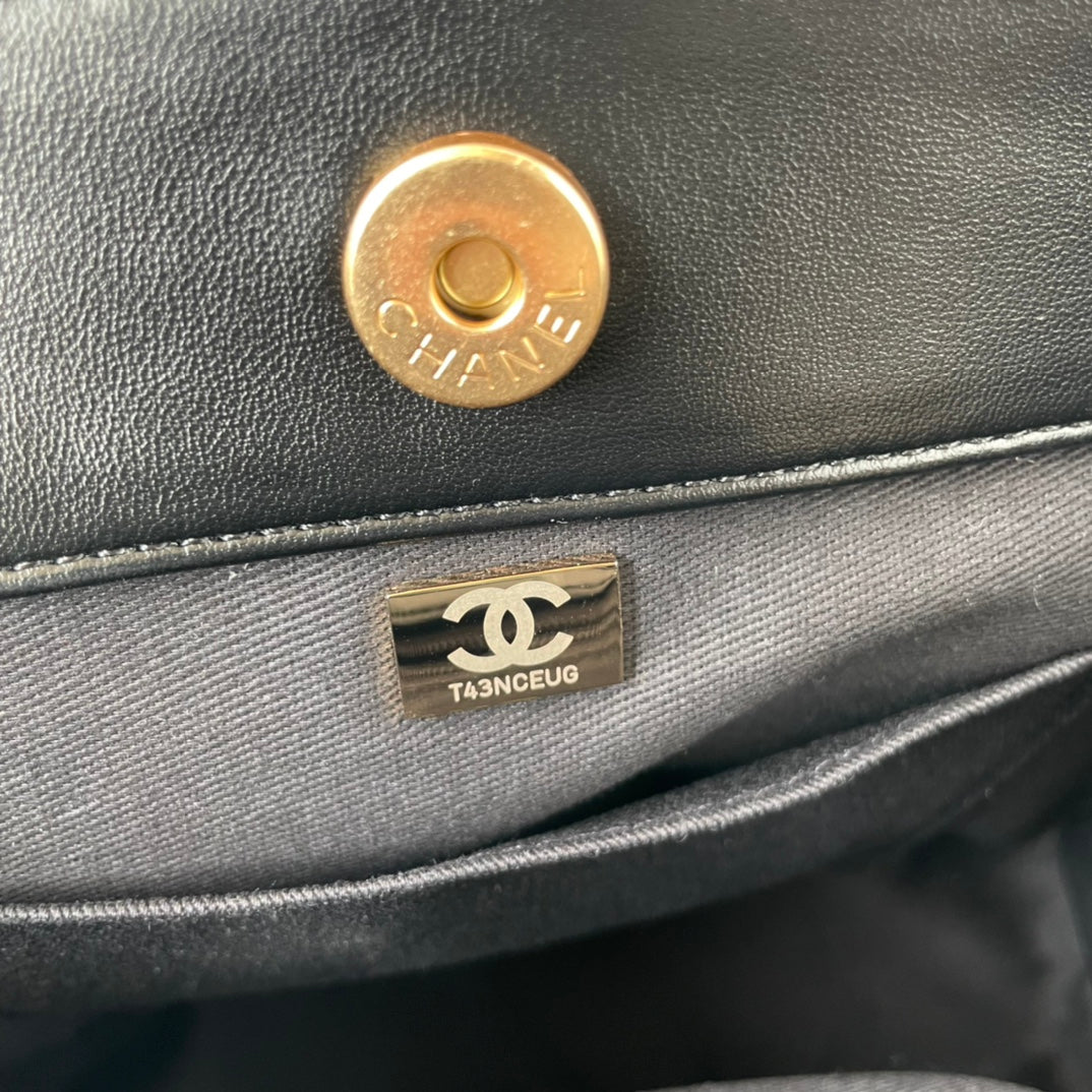 Chanel - Luxury Bag - CHL - 051