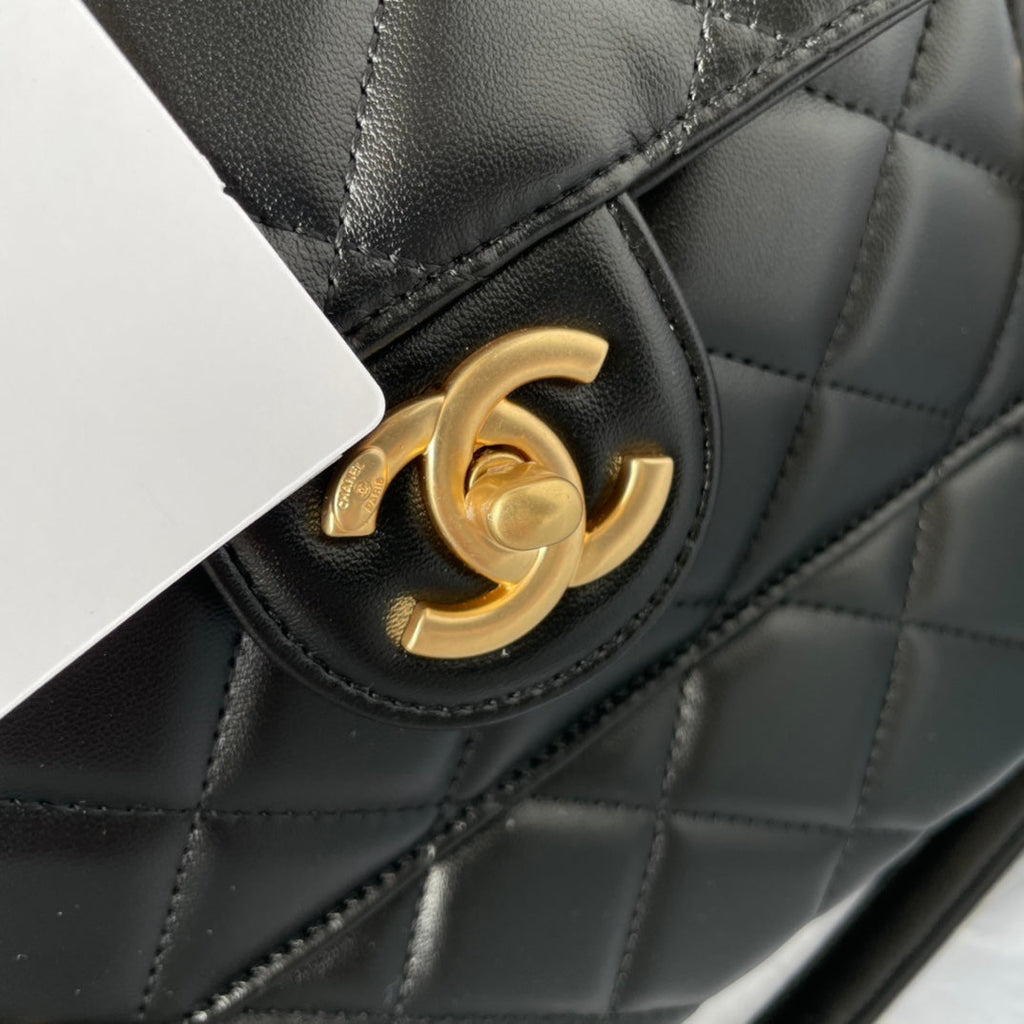 Chanel - Luxury Bag - CHL - 051
