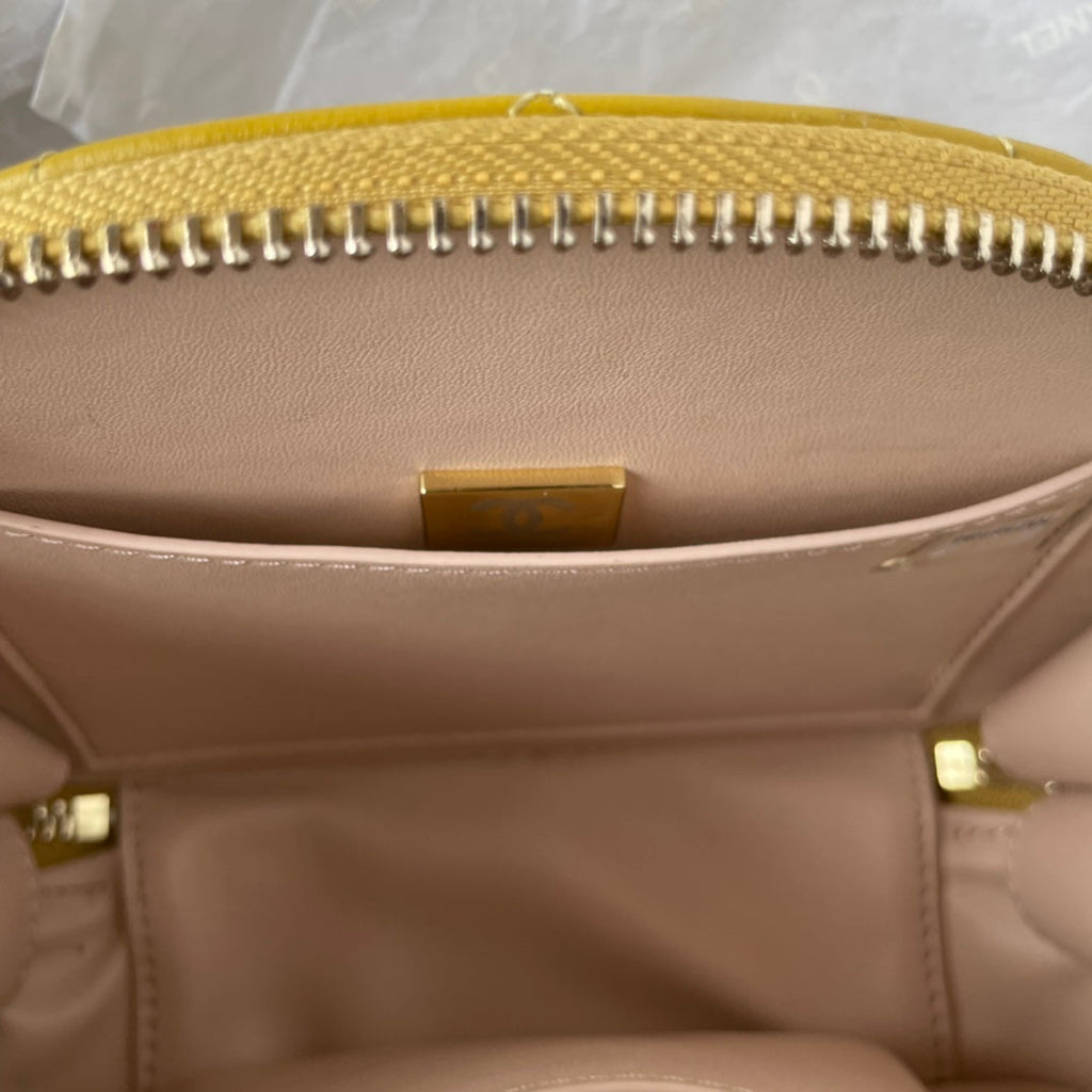 Chanel - Luxury Bag - CHL - 042