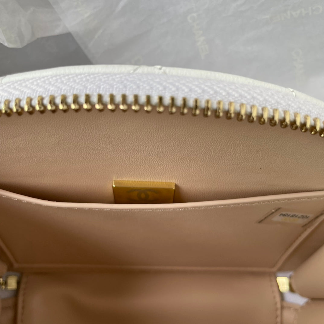 Chanel - Luxury Bag - CHL - 043