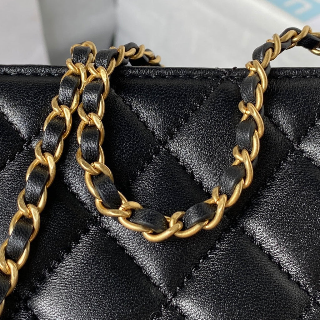 Chanel - Luxury Bag - CHL - 011