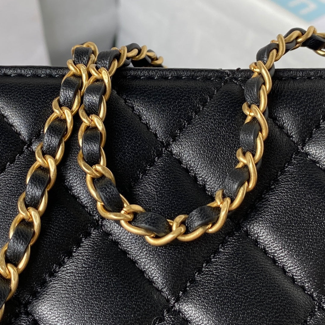 Chanel - Luxury Bag - CHL - 011