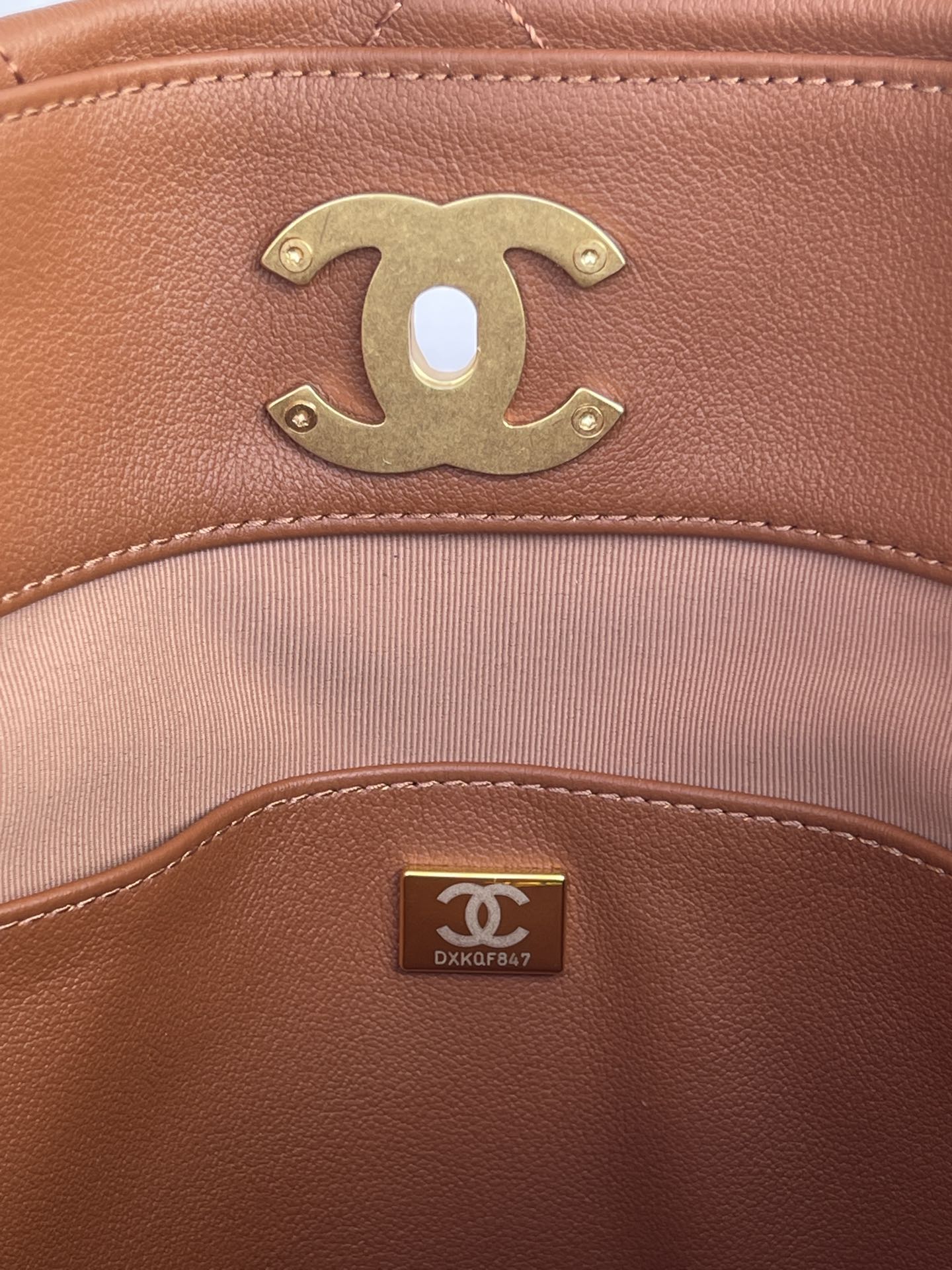 Chanel - Luxury Bag - CHL - 033