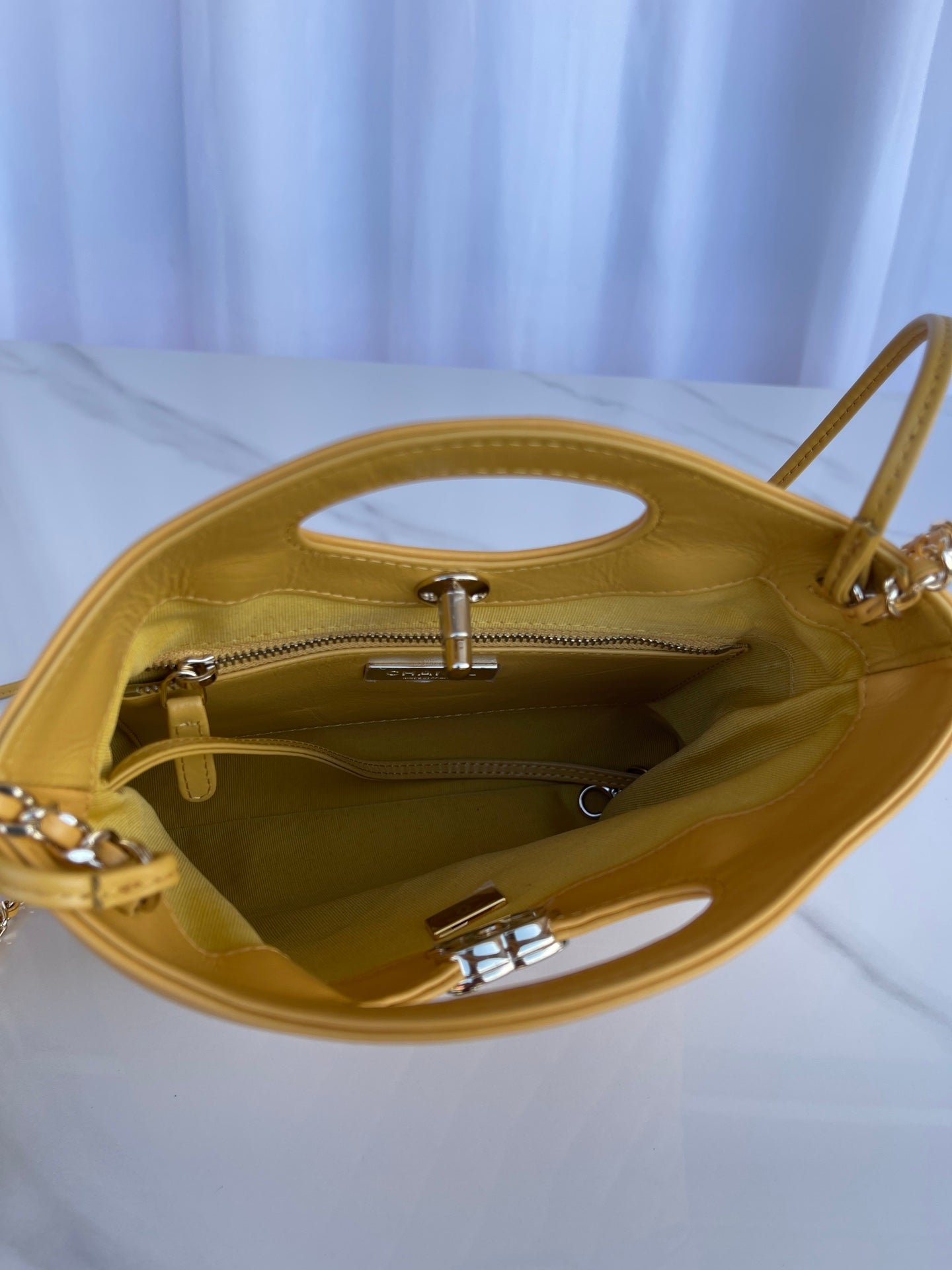 Chanel - Luxury Bag - CHL - 026