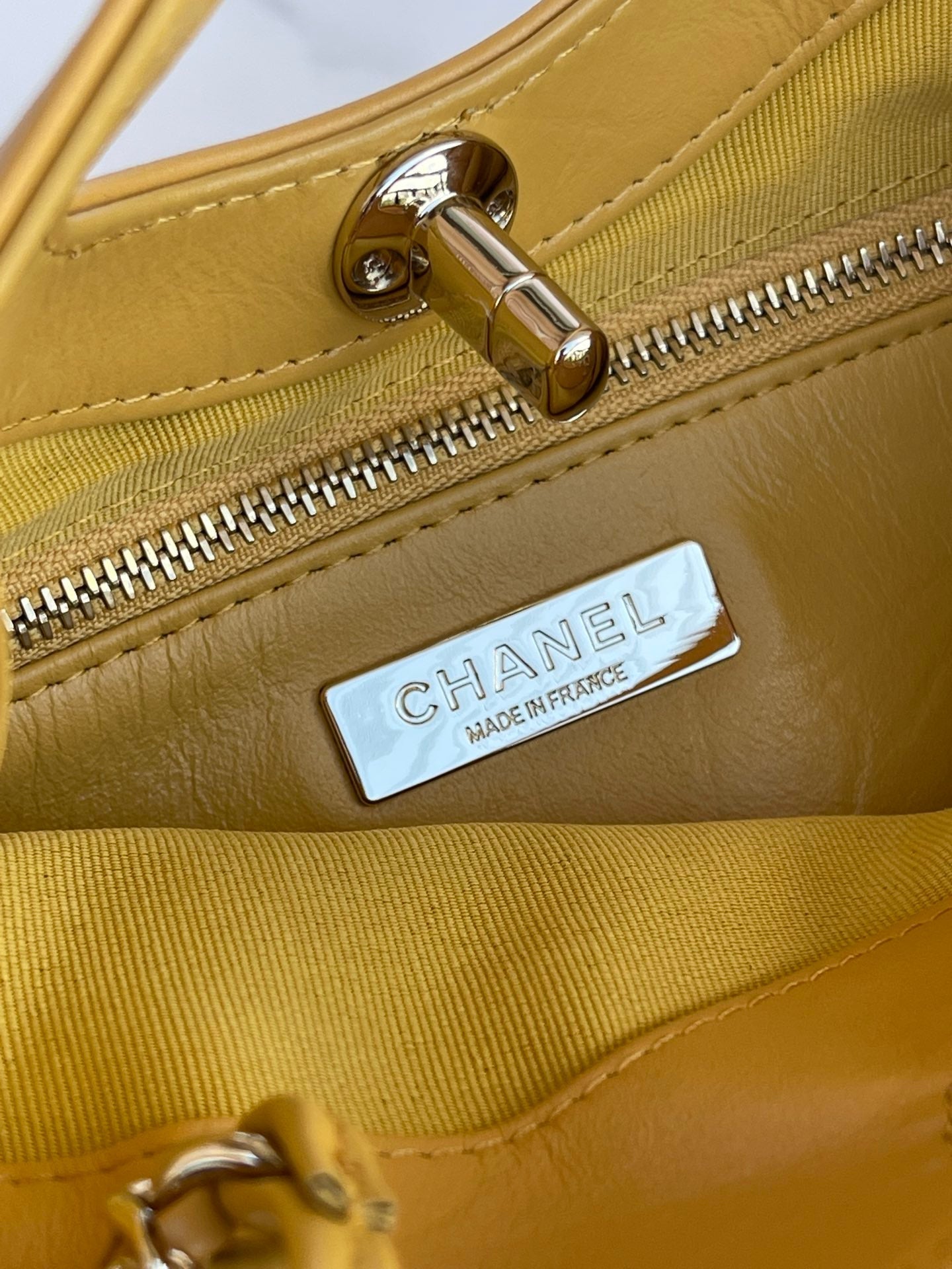 Chanel - Luxury Bag - CHL - 026