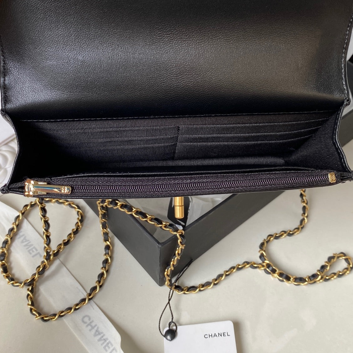 Chanel - Luxury Bag - CHL - 001