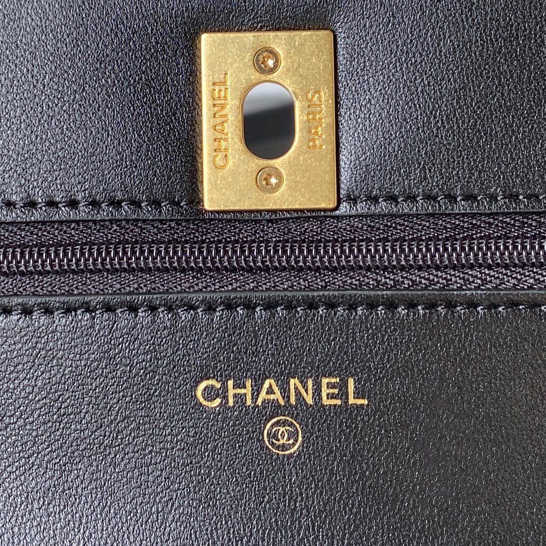 Chanel - Luxury Bag - CHL - 001