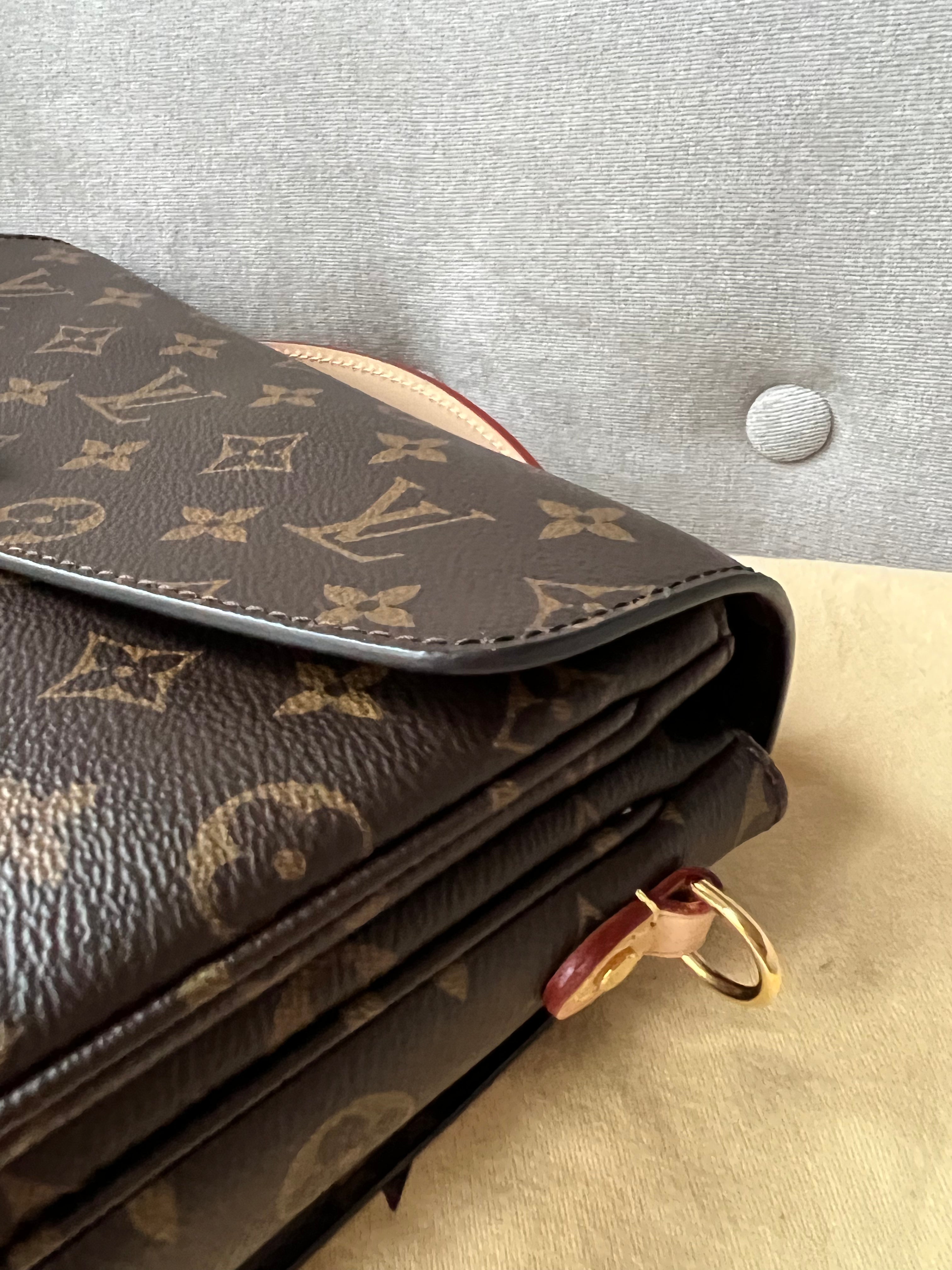 Louis Vuitton Pochette Metis Monogram (RRP £1,830)