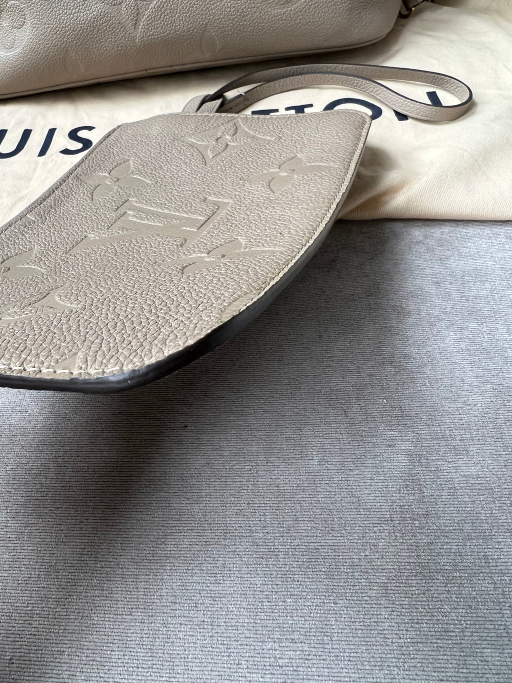 Louis Vuitton Neverfull MM Dune Empreinte (RRP £1,940)