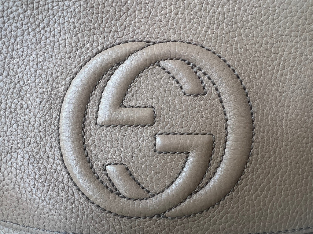 Gucci Rose Beige Soho Disco Crossbody Flap Bag