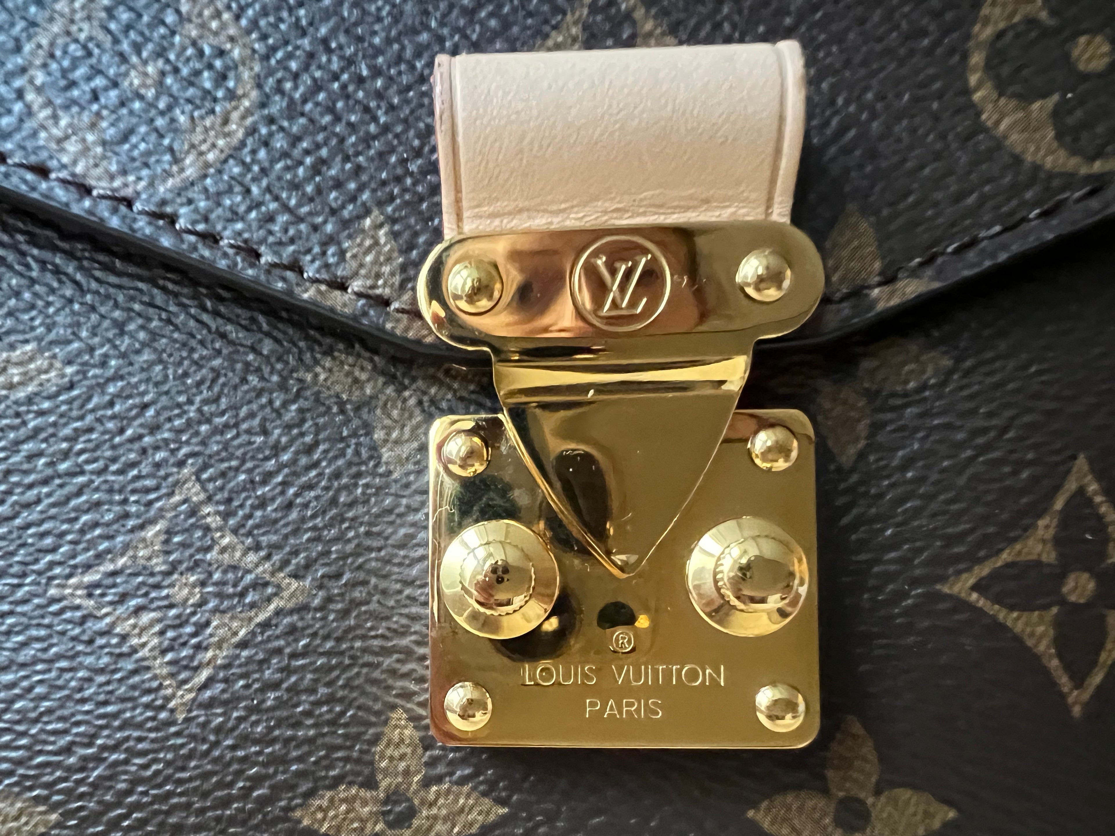 Louis Vuitton Pochette Metis Monogram (RRP £1,830)