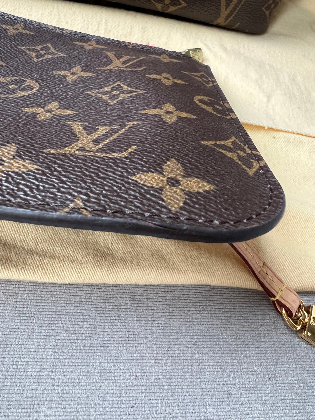 Louis Vuitton Neverfull MM Monogram (RRP £1,410)