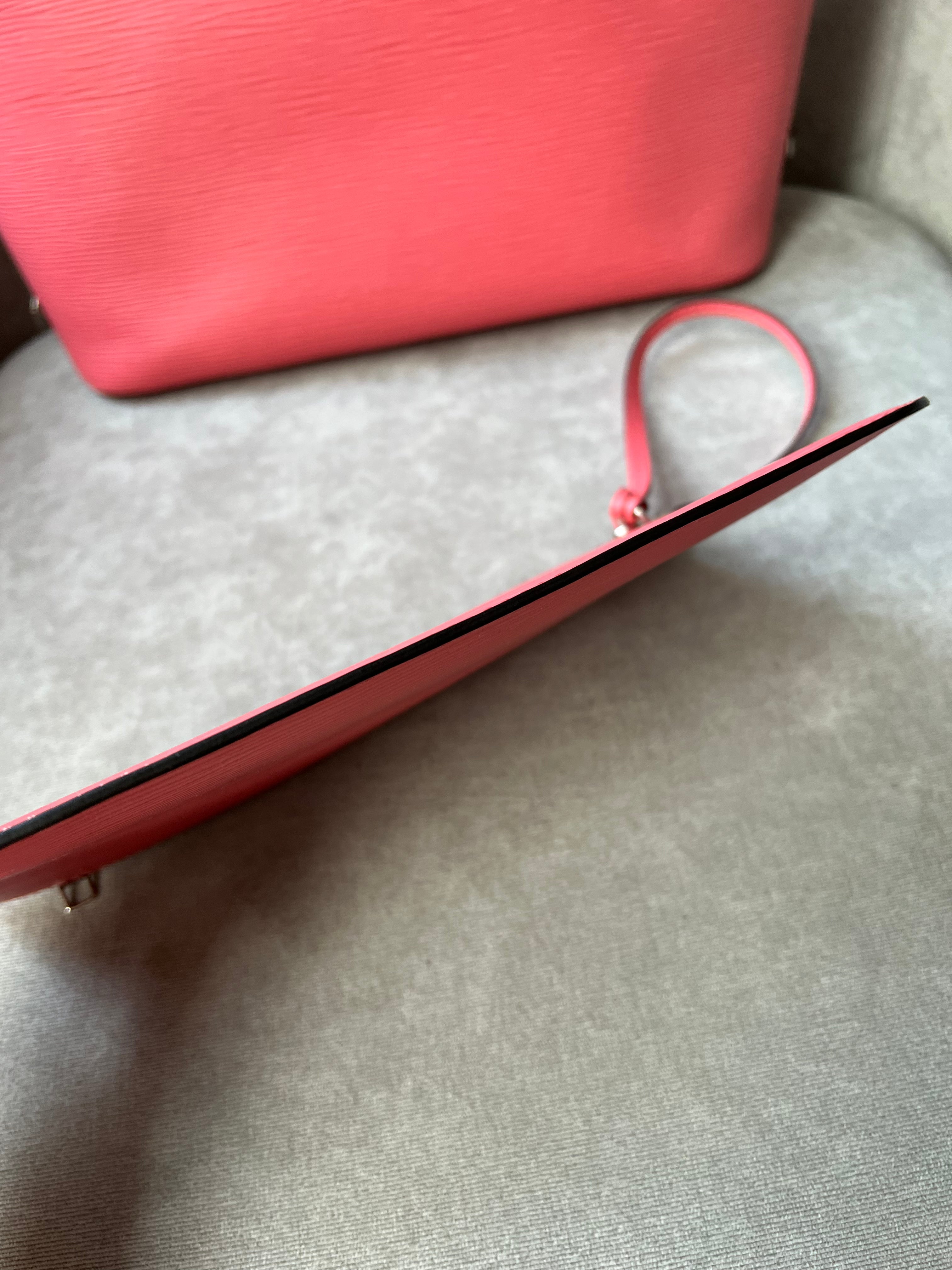 Louis Vuitton Neverfull MM Coral Epi Leather (RRP £1,740)